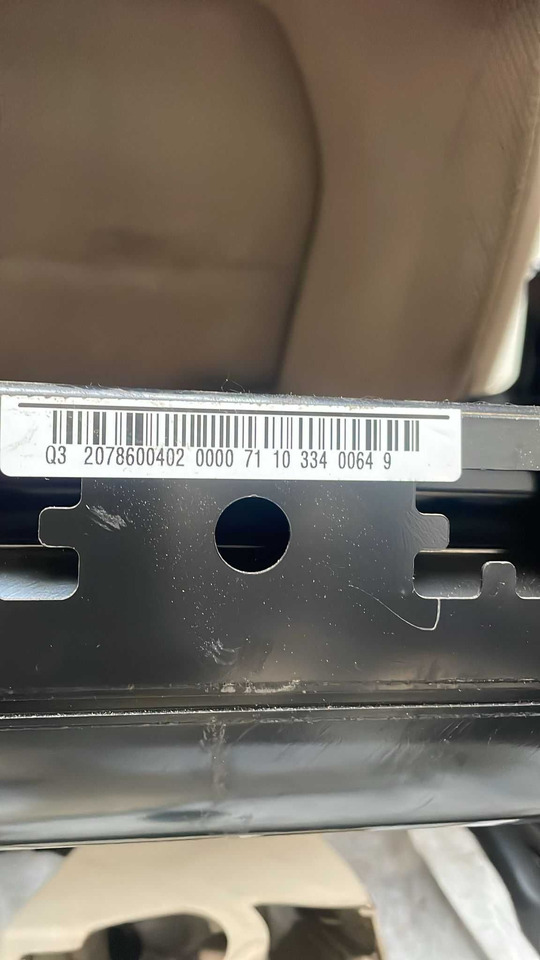 Fotele do Mercedes W 207 kabrio - Zitplaats voor Personenwagen: afbeelding 4 Fotele do Mercedes W 207 kabrio - Zitplaats voor Personenwagen: afbeelding 4