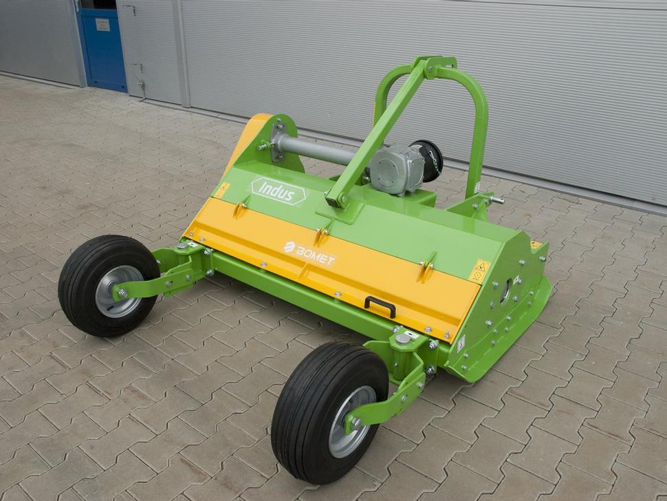 Nieuw Klepelmaaier Bomet Schlegelmulcher / Flail mower / Faucheuse à fléaux / condizionatore a flagelli / Мульчер / Kosiarka bijakowa Indus 2 m: afbeelding 8