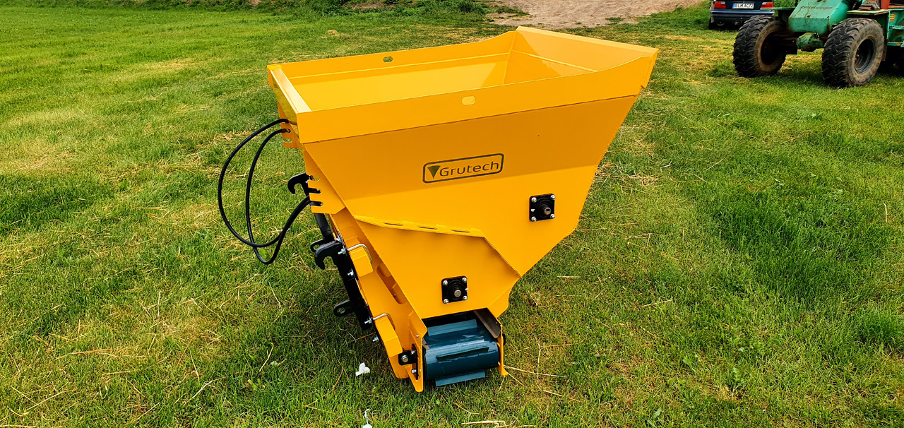 Grutech Einstreugerät / Spreader / Pailleuse / Rozściełacz - Stroblazer: afbeelding 4 Grutech Einstreugerät / Spreader / Pailleuse / Rozściełacz - Stroblazer: afbeelding 4