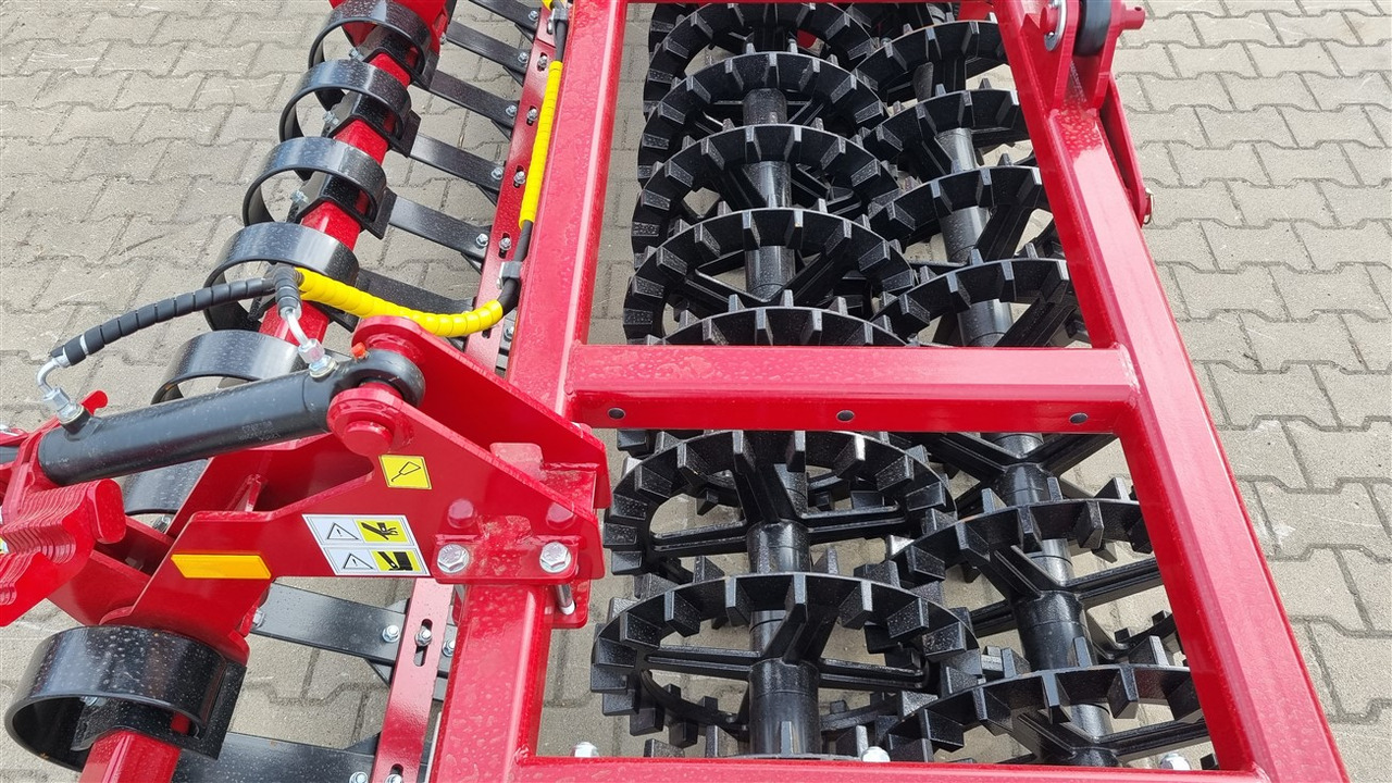 Lupus Crosskillwalze / Crosskill roller / Rouleau / Wał 6 m - Landbouw wals: afbeelding 3 Lupus Crosskillwalze / Crosskill roller / Rouleau / Wał 6 m - Landbouw wals: afbeelding 3