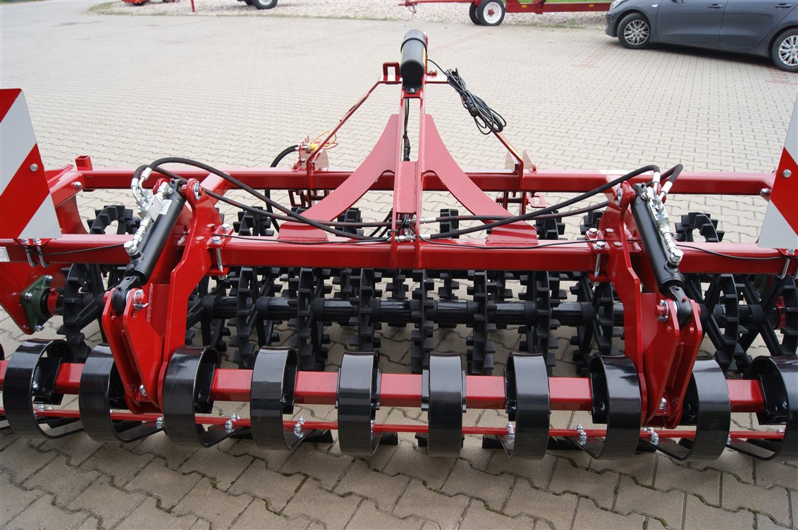 Lupus Crosskillwalze / Crosskill roller / Rouleau tandem avant Crosskill / Rodillo tándem delantero Wał przedni tandem Crosskill 3 m - Landbouw wals: afbeelding 4 Lupus Crosskillwalze / Crosskill roller / Rouleau tandem avant Crosskill / Rodillo tándem delantero Wał przedni tandem Crosskill 3 m - Landbouw wals: afbeelding 4