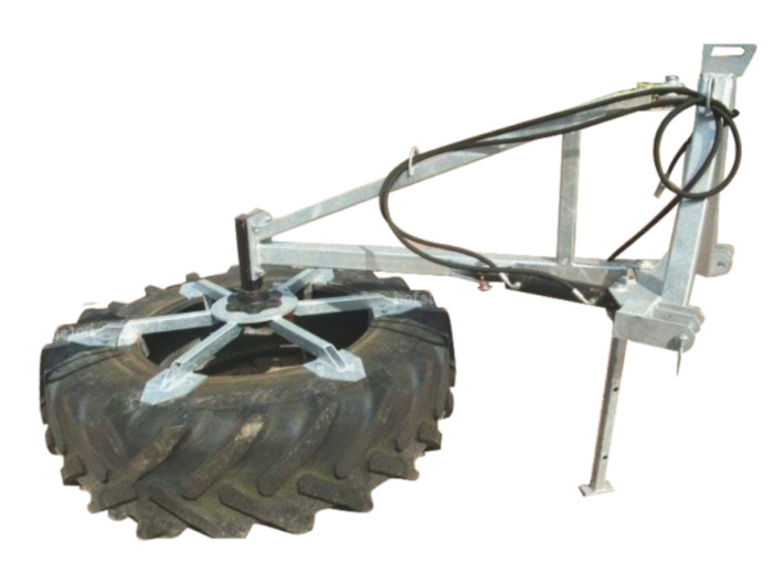 METAL-TECHNIK Futterschieber / Feed pusher / Repousse fourrage / raschietto / Подравниватель для корма / Zgarniacz do paszy - Veeteelt materiaal: afbeelding 2 METAL-TECHNIK Futterschieber / Feed pusher / Repousse fourrage / raschietto / Подравниватель для корма / Zgarniacz do paszy - Veeteelt materiaal: afbeelding 2
