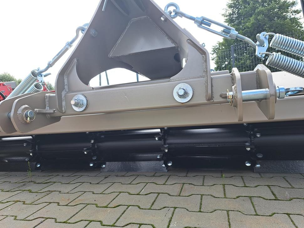 ROLEX Messerwalze / Knife roller cutter / Rouleau couteau / Rullo a coltelli / Каток ножничного типа тандем передний / Wał nożowy cutter tandem front 3 m - Landbouw wals: afbeelding 2 ROLEX Messerwalze / Knife roller cutter / Rouleau couteau / Rullo a coltelli / Каток ножничного типа тандем передний / Wał nożowy cutter tandem front 3 m - Landbouw wals: afbeelding 2