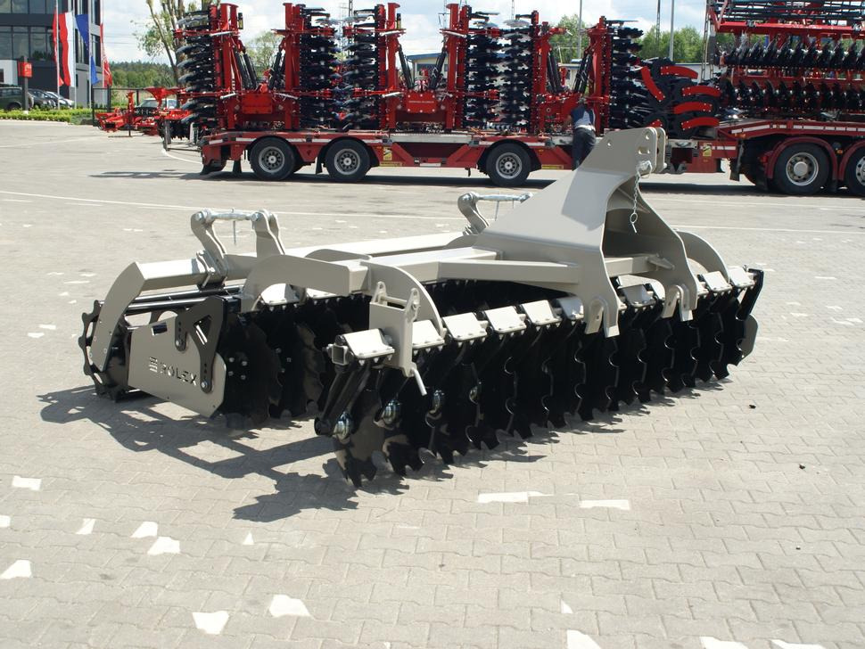 ROLEX Scheibenegge / Disc harrow / Dechaumeur à disques / Erpice a dischi / Дисковая борона / Brona talerzowa 3 m - Schijveneg: afbeelding 5 ROLEX Scheibenegge / Disc harrow / Dechaumeur à disques / Erpice a dischi / Дисковая борона / Brona talerzowa 3 m - Schijveneg: afbeelding 5