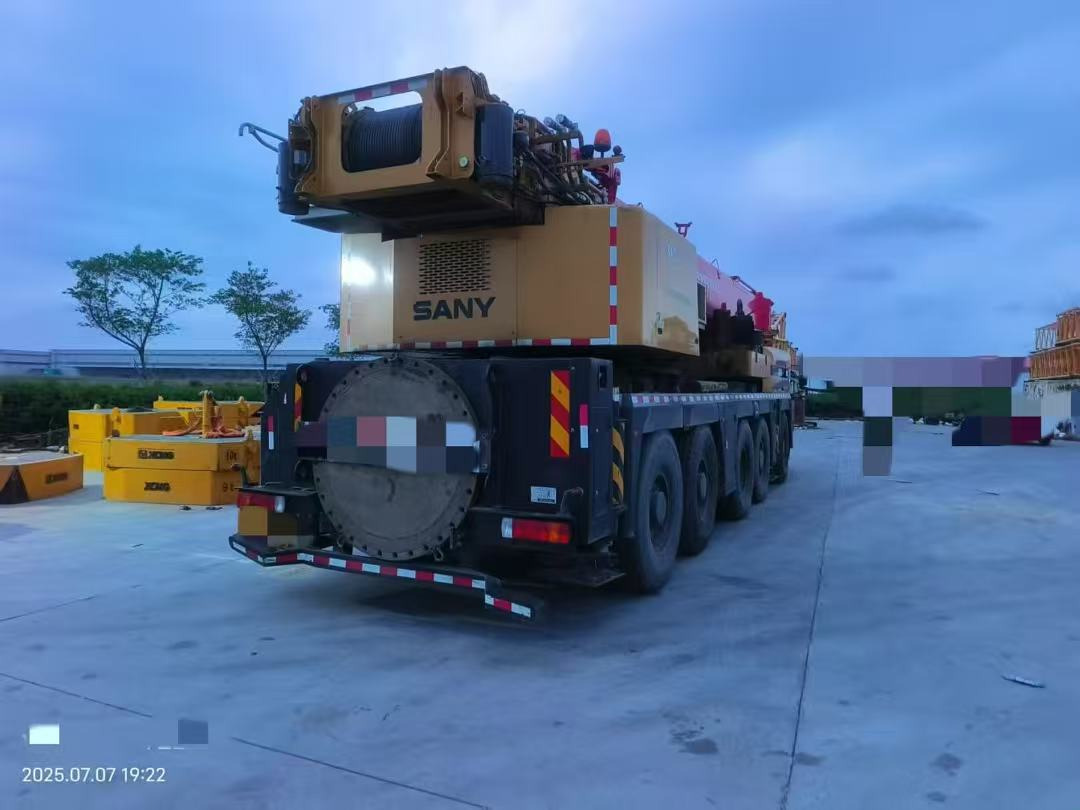 SANY SANY SANY - Alle terrein kraan: afbeelding 4 SANY SANY SANY - Alle terrein kraan: afbeelding 4