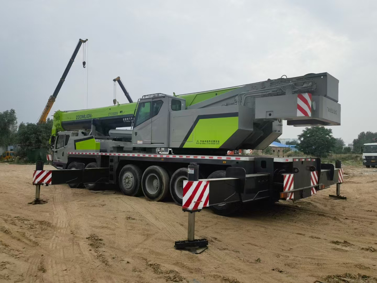 ZOOMLION ZTC1000V - Mobiele kraan: afbeelding 1 ZOOMLION ZTC1000V - Mobiele kraan: afbeelding 1