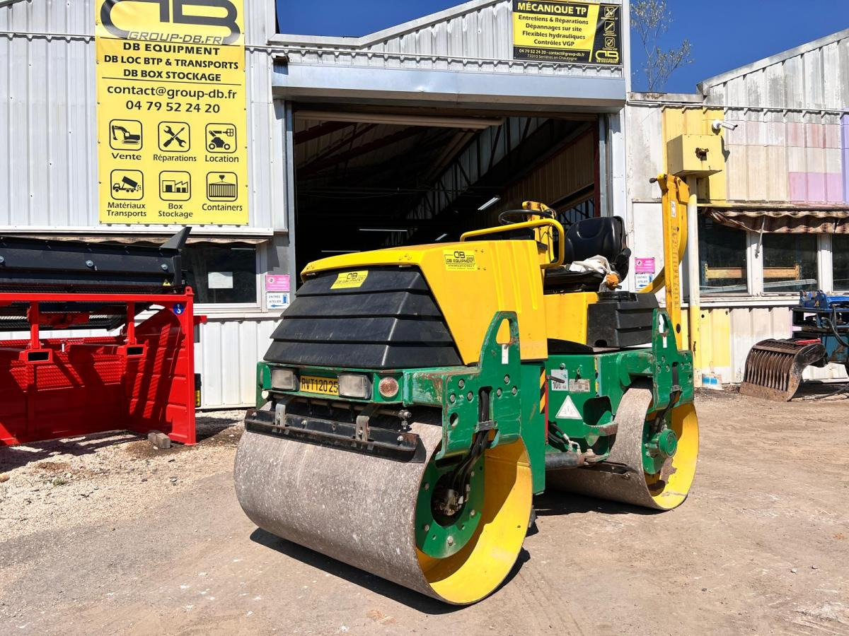 Ammann AV26-2 COMPACTEUR ROULEAU TANDEM VIBRANT ARTICULÉ - Asfaltwals: afbeelding 1 Ammann AV26-2 COMPACTEUR ROULEAU TANDEM VIBRANT ARTICULÉ - Asfaltwals: afbeelding 1