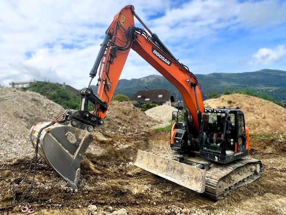 Doosan DX235 LCR-5 PELLE A CHENILLES 26T - Rupsgraafmachine: afbeelding 1 Doosan DX235 LCR-5 PELLE A CHENILLES 26T - Rupsgraafmachine: afbeelding 1