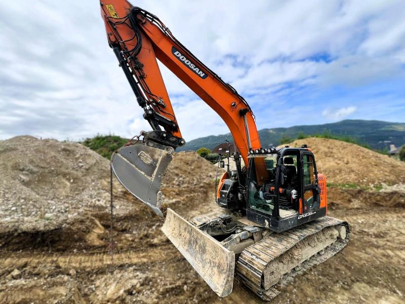 Doosan DX235 LCR-5 PELLE A CHENILLES 26T - Rupsgraafmachine: afbeelding 5 Doosan DX235 LCR-5 PELLE A CHENILLES 26T - Rupsgraafmachine: afbeelding 5