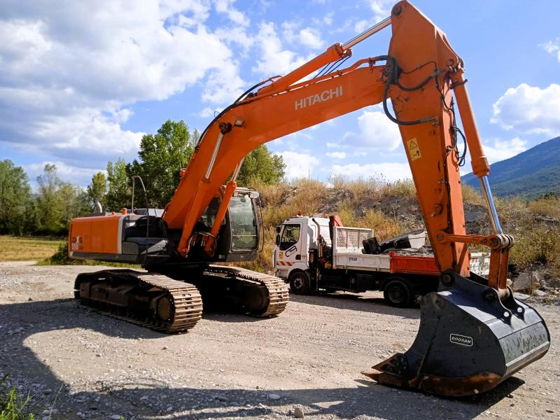 HITACHI PELLE ZX 350 LCN-3 35T - Rupsgraafmachine: afbeelding 4 HITACHI PELLE ZX 350 LCN-3 35T - Rupsgraafmachine: afbeelding 4