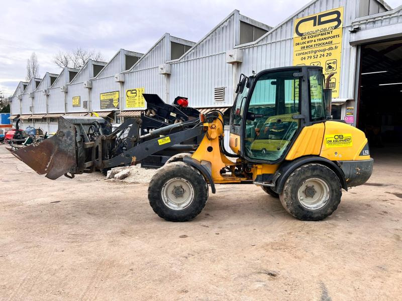 Volvo L25B-P CHARGEUSE SUR PNEUS 5T - Wiellader: afbeelding 2 Volvo L25B-P CHARGEUSE SUR PNEUS 5T - Wiellader: afbeelding 2