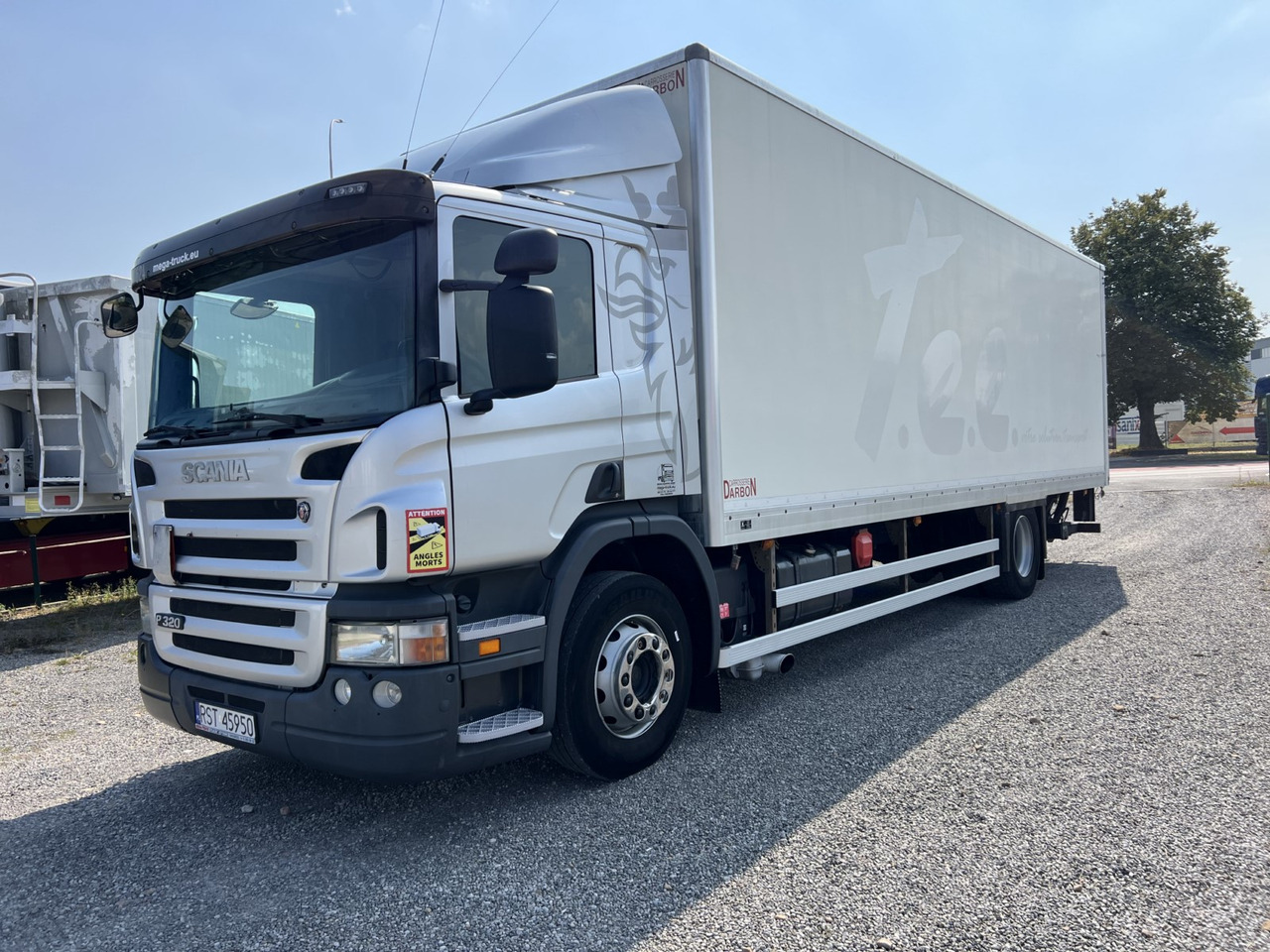 Scania P320 - Vrachtwagen met open laadbak: afbeelding 2 Scania P320 - Vrachtwagen met open laadbak: afbeelding 2