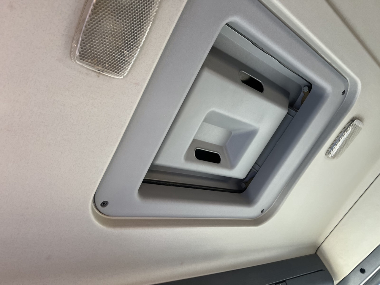 Trekker SCANIA P380: afbeelding 18