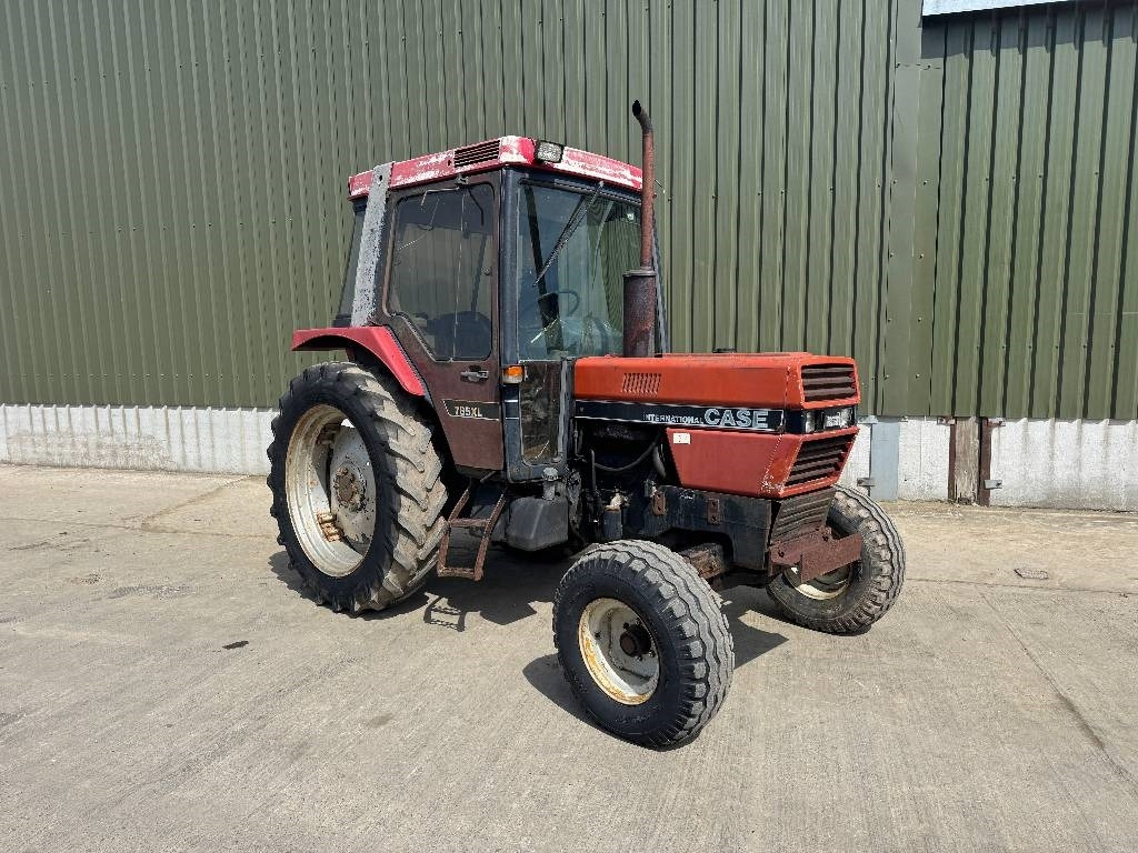 Case IH International 785XL - Tractor: afbeelding 3 Case IH International 785XL - Tractor: afbeelding 3