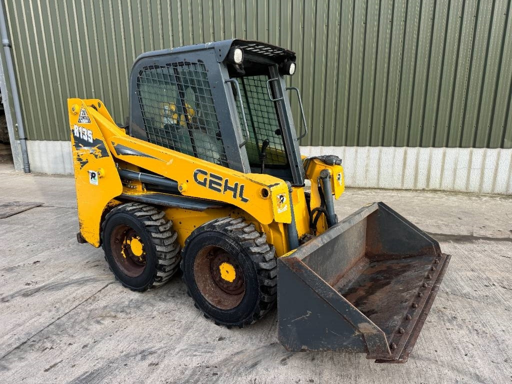 Gehl R 135 Skid Steer - Schranklader: afbeelding 3 Gehl R 135 Skid Steer - Schranklader: afbeelding 3