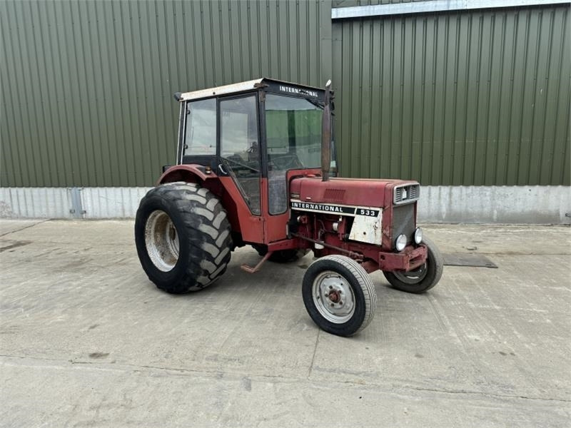 International 533 Tractor - Tractor: afbeelding 3 International 533 Tractor - Tractor: afbeelding 3