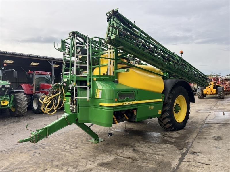 John Deere R952i PowrSpray Trailed Sprayer - Gedragen veldspuit: afbeelding 4 John Deere R952i PowrSpray Trailed Sprayer - Gedragen veldspuit: afbeelding 4