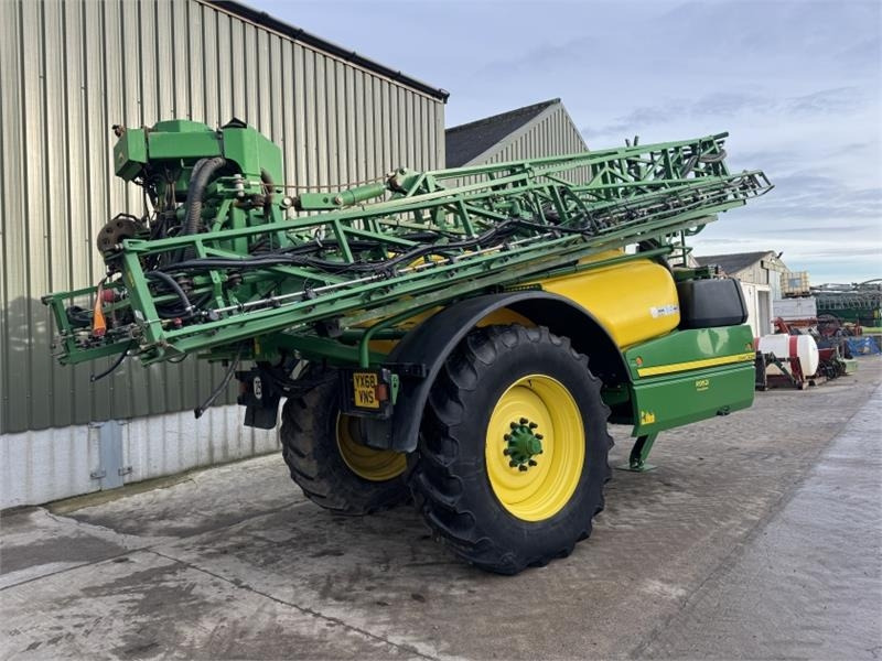 John Deere R952i PowrSpray Trailed Sprayer - Gedragen veldspuit: afbeelding 2 John Deere R952i PowrSpray Trailed Sprayer - Gedragen veldspuit: afbeelding 2