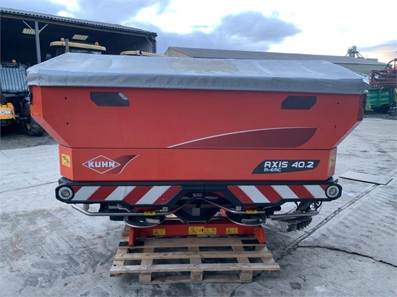 Kuhn Axis 40.2 M-EMC Fert Spreader - Kunstmeststrooier: afbeelding 4 Kuhn Axis 40.2 M-EMC Fert Spreader - Kunstmeststrooier: afbeelding 4