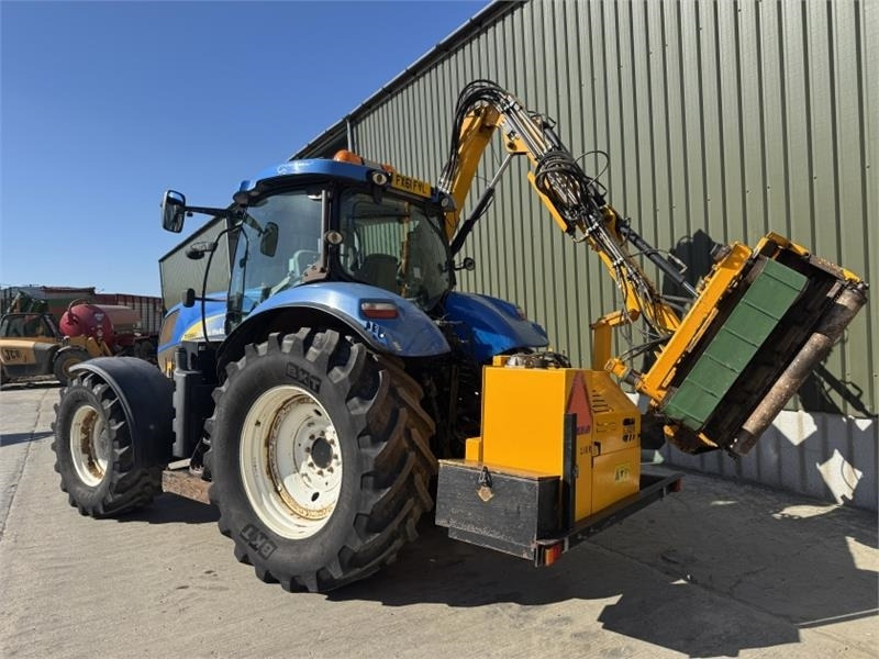 New Holland New Holland T6080 c/w Herder Cavalier Mid Mount He - Armmaaier: afbeelding 2 New Holland New Holland T6080 c/w Herder Cavalier Mid Mount He - Armmaaier: afbeelding 2