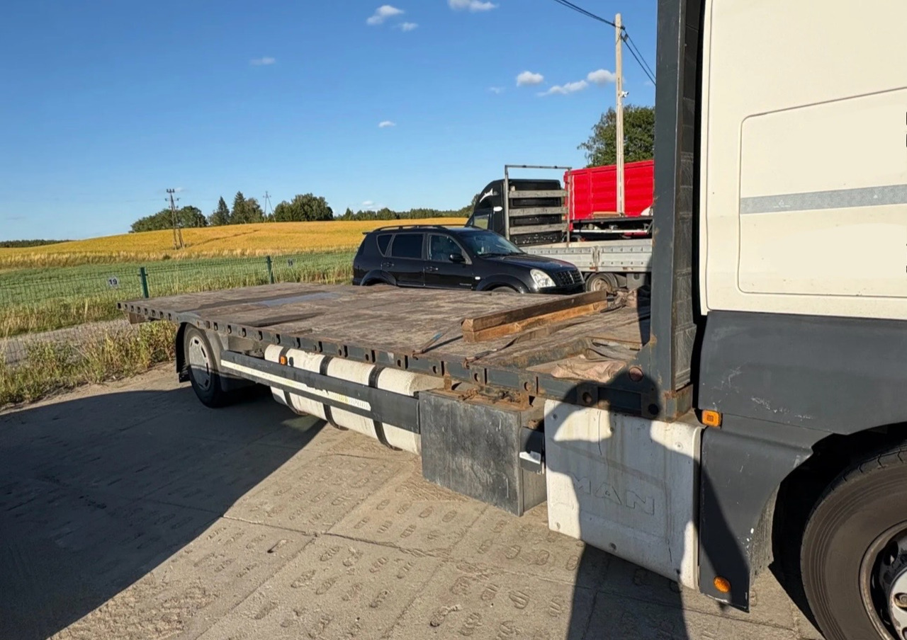 MAN TGX 18.400 / PLATFORMA / 630 TYŚ KM / 2015 ROK / SYPIALKA - Vrachtwagen met open laadbak: afbeelding 4 MAN TGX 18.400 / PLATFORMA / 630 TYŚ KM / 2015 ROK / SYPIALKA - Vrachtwagen met open laadbak: afbeelding 4