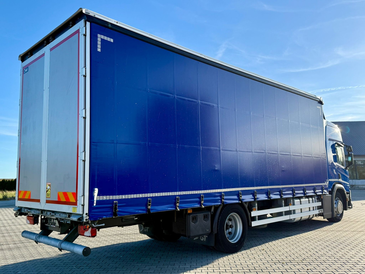 SCANIA P280 / FIRANKA / 20 EUROPALET / SYPIALKA / SILNIK 6 / AUTOMAT - Schuifzeilen vrachtwagen: afbeelding 5 SCANIA P280 / FIRANKA / 20 EUROPALET / SYPIALKA / SILNIK 6 / AUTOMAT - Schuifzeilen vrachtwagen: afbeelding 5