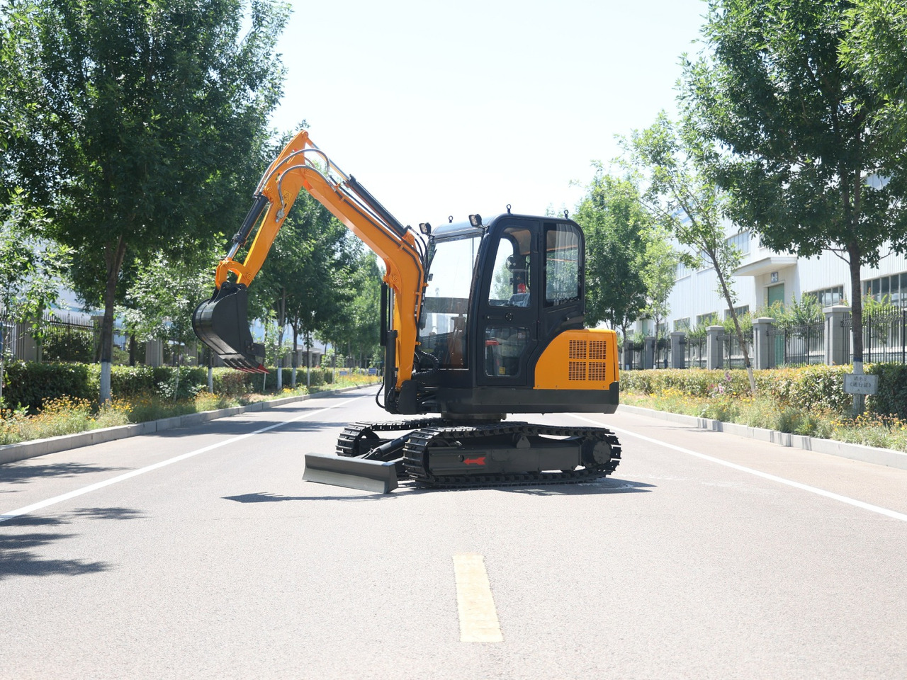 Müller Machinery Diesel Mini excavator 4 ton - Müller Machinery MB 40 - KSH Xinchai 4D32 Motor - Minigraafmachine: afbeelding 1 Müller Machinery Diesel Mini excavator 4 ton - Müller Machinery MB 40 - KSH Xinchai 4D32 Motor - Minigraafmachine: afbeelding 1