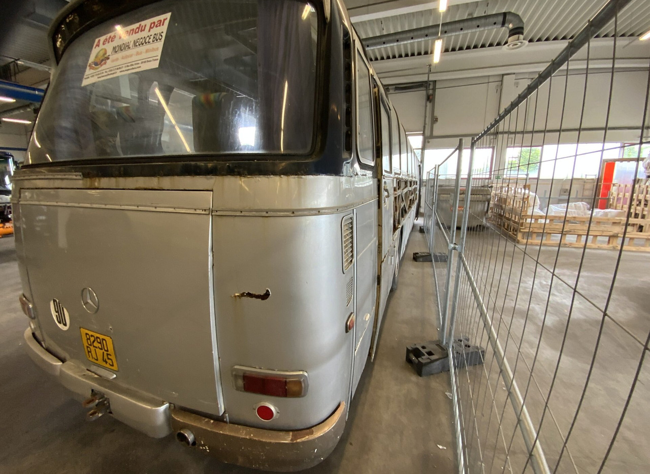 Mercedes-Benz O 302 - Bus: afbeelding 4 Mercedes-Benz O 302 - Bus: afbeelding 4