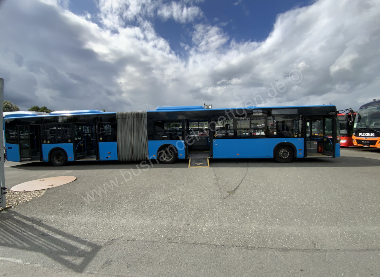 Mercedes-Benz Conecto G - Gelede bus: afbeelding 5 Mercedes-Benz Conecto G - Gelede bus: afbeelding 5