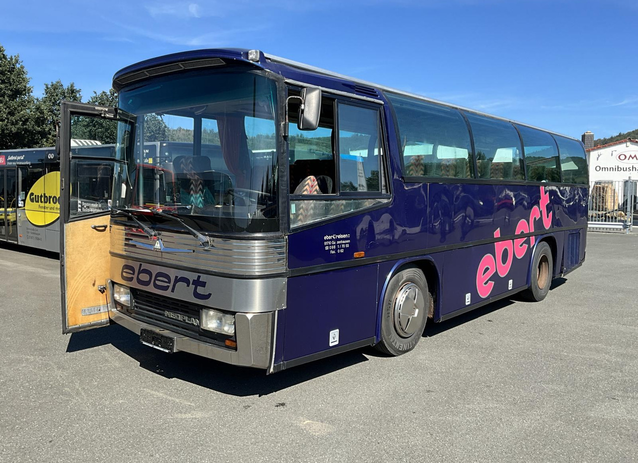 Neoplan N 212 - Touringcar: afbeelding 2 Neoplan N 212 - Touringcar: afbeelding 2