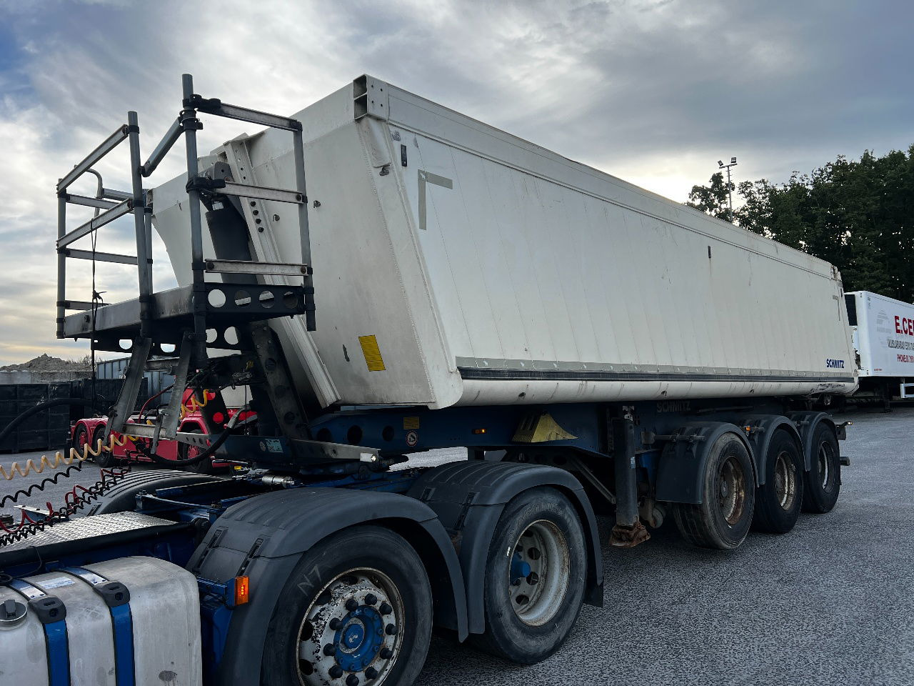 Schmitz Cargobull Gotha 27m3, SAF, ALU - Kipper oplegger: afbeelding 2 Schmitz Cargobull Gotha 27m3, SAF, ALU - Kipper oplegger: afbeelding 2