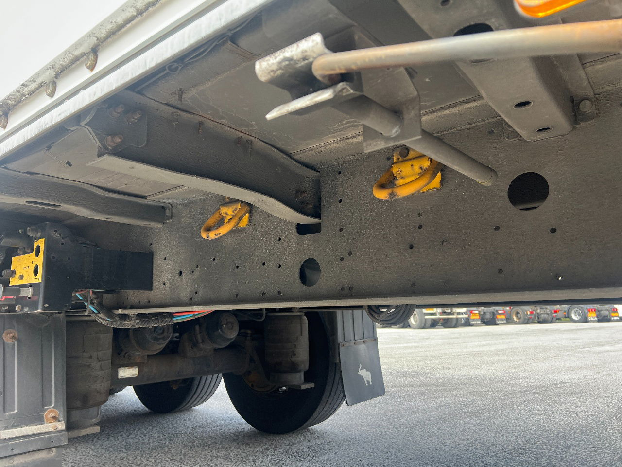 Schmitz Cargobull Isoliert koffer, SAF achsen - Gesloten oplegger: afbeelding 5 Schmitz Cargobull Isoliert koffer, SAF achsen - Gesloten oplegger: afbeelding 5