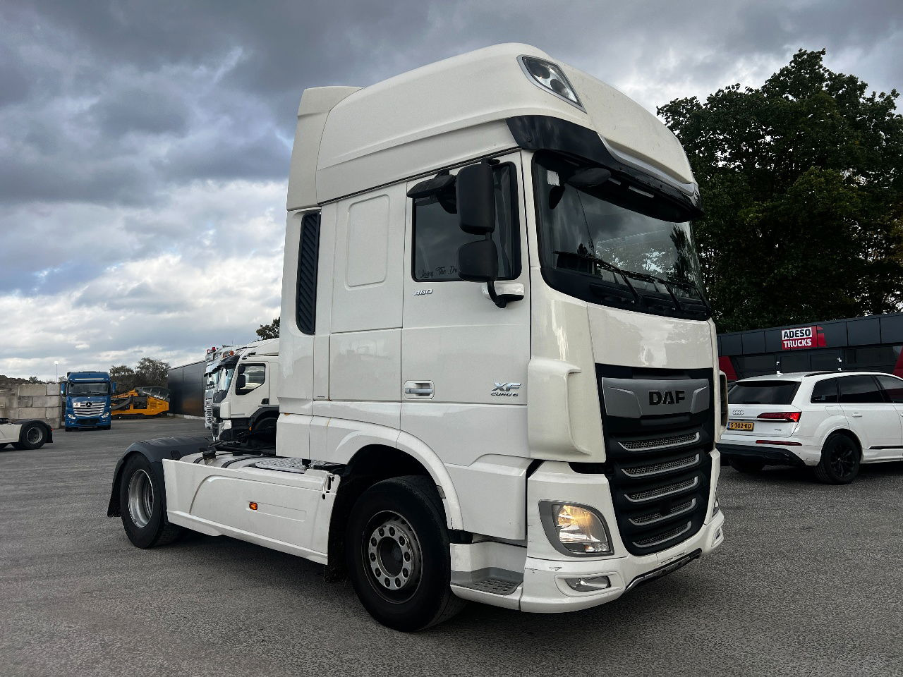 DAF XF 460 SSC, Retarder, Full spoiler - Trekker: afbeelding 2 DAF XF 460 SSC, Retarder, Full spoiler - Trekker: afbeelding 2