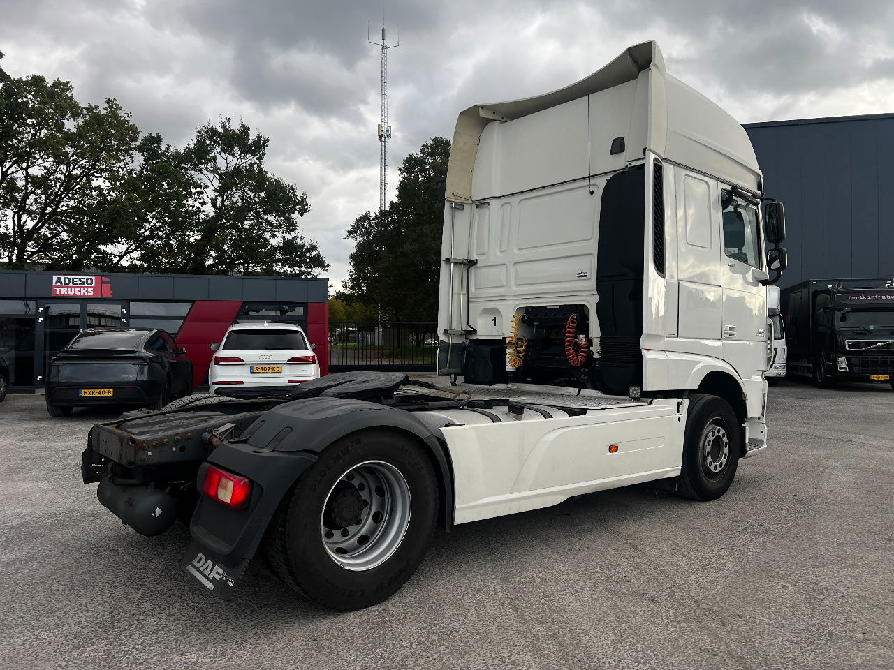 DAF XF 460 SSC, Retarder, Full spoiler - Trekker: afbeelding 3 DAF XF 460 SSC, Retarder, Full spoiler - Trekker: afbeelding 3