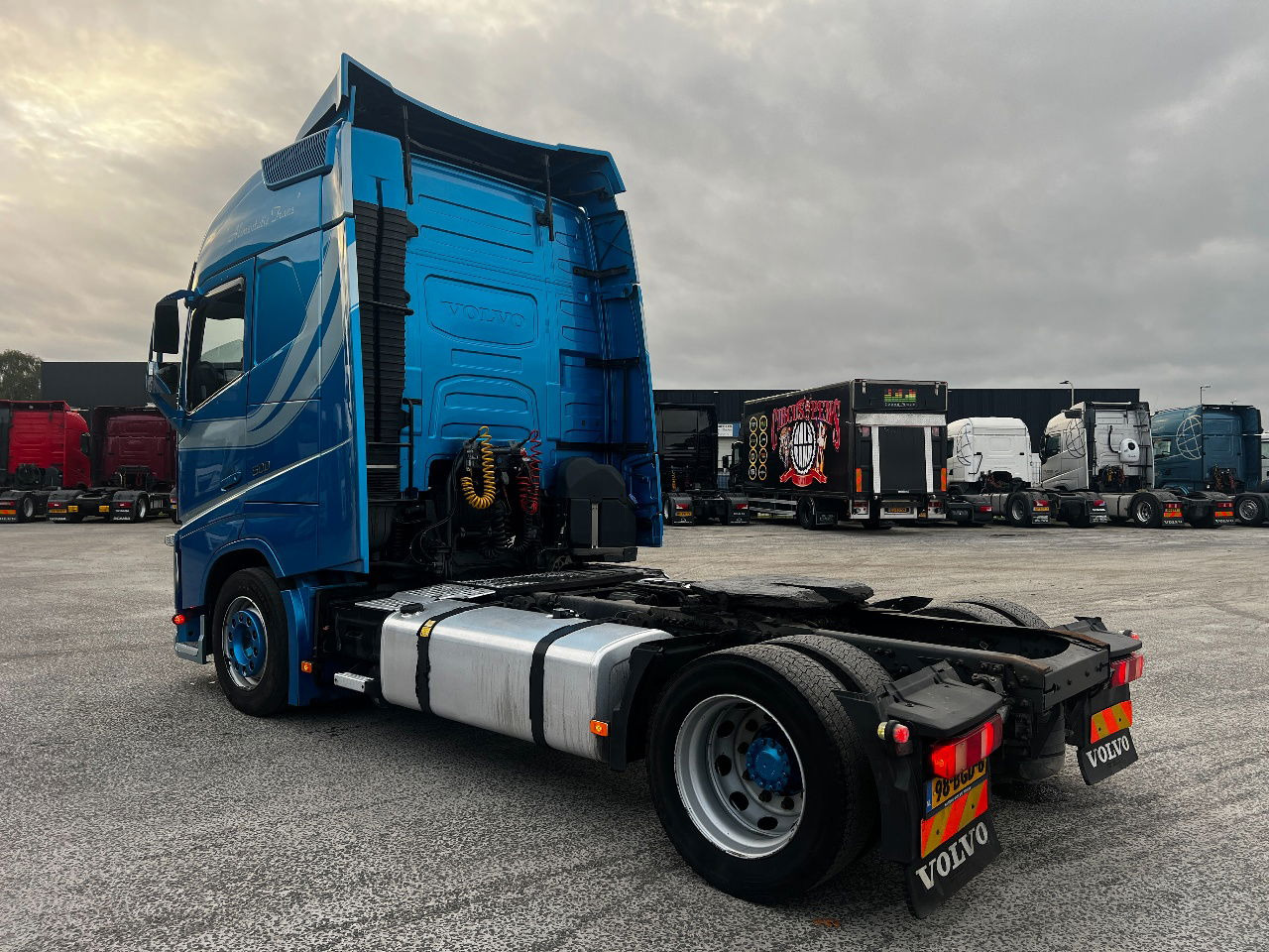 Volvo FH 460 Globe, Lowdeck, Mega - Trekker: afbeelding 4 Volvo FH 460 Globe, Lowdeck, Mega - Trekker: afbeelding 4