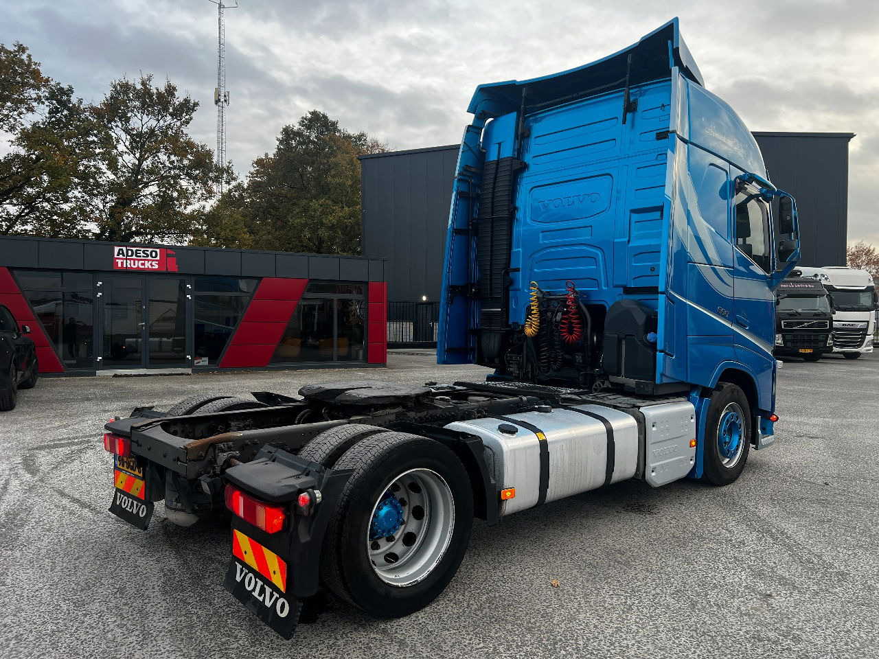 Volvo FH 460 Globe, Lowdeck, Mega - Trekker: afbeelding 3 Volvo FH 460 Globe, Lowdeck, Mega - Trekker: afbeelding 3