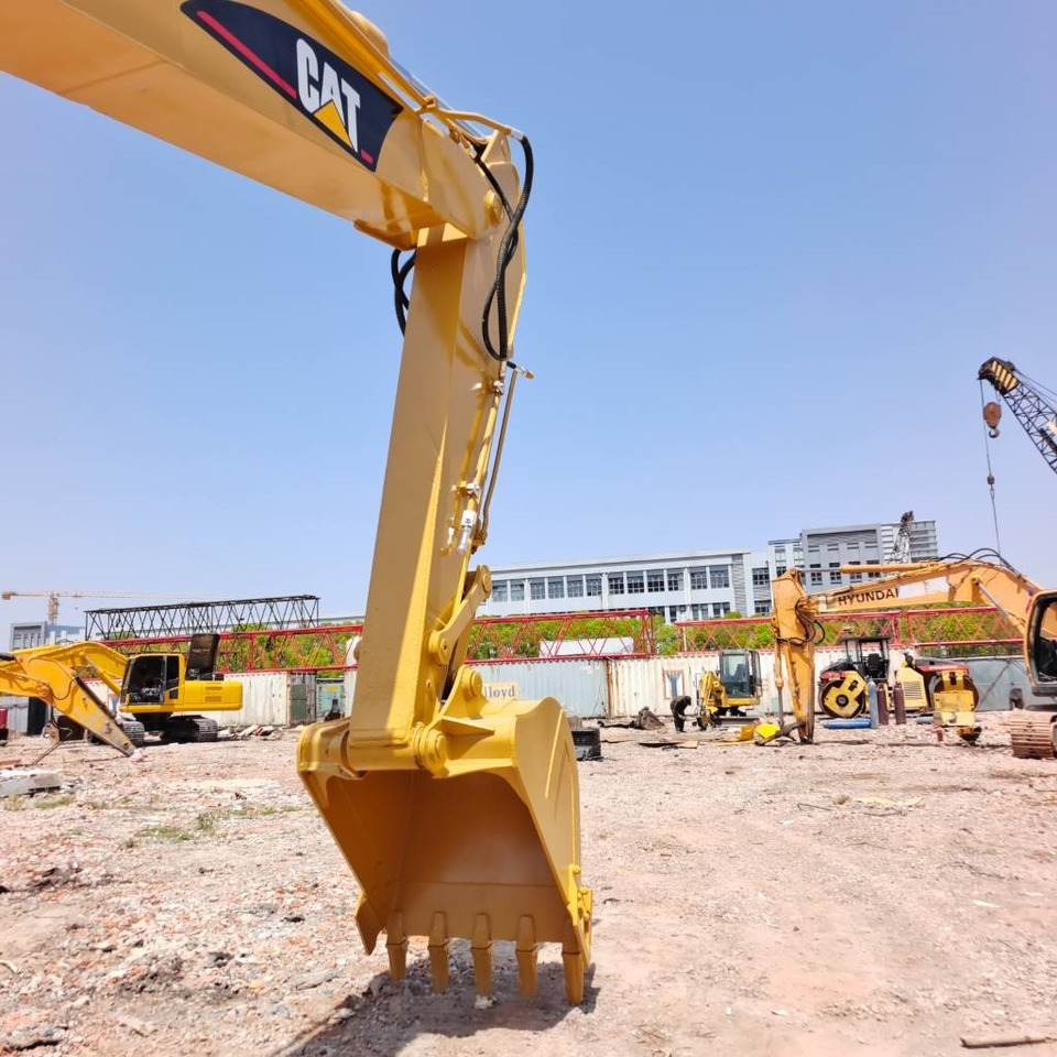 CAT 320 B L - Rupsgraafmachine: afbeelding 5 CAT 320 B L - Rupsgraafmachine: afbeelding 5