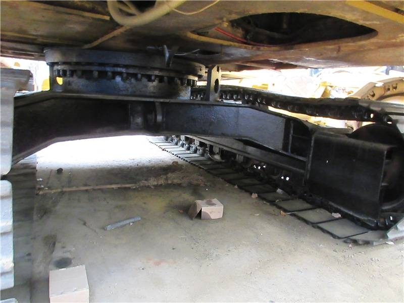 CAT 320 B L - Rupsgraafmachine: afbeelding 4 CAT 320 B L - Rupsgraafmachine: afbeelding 4