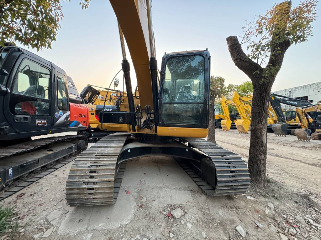 CAT 320D2L - Rupsgraafmachine: afbeelding 4 CAT 320D2L - Rupsgraafmachine: afbeelding 4