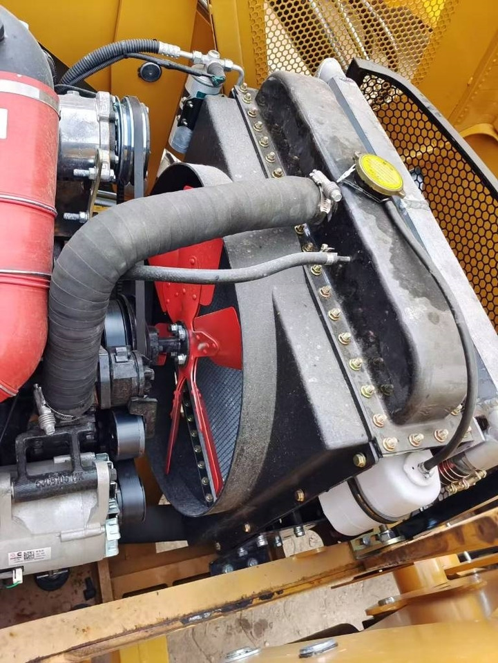 Nieuw Graaflaadmachine CAT 420 F 100% brand new machine: afbeelding 13 Nieuw Graaflaadmachine CAT 420 F 100% brand new machine: afbeelding 13