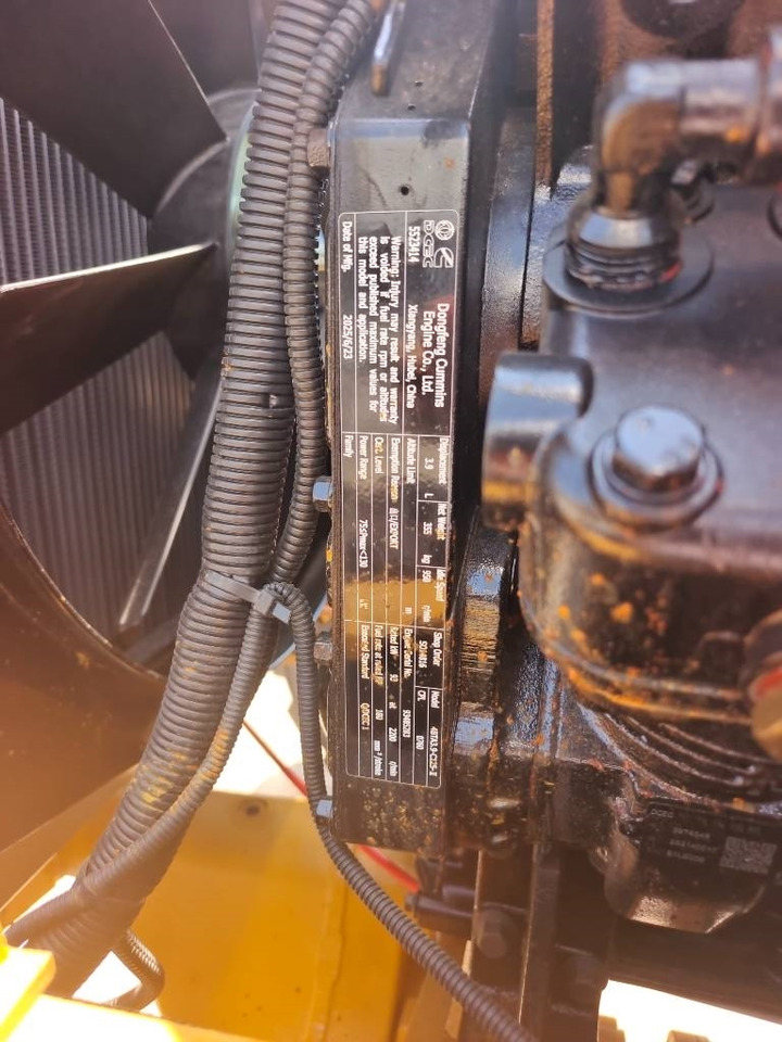 CAT 420 F 100% brand new machine - Graaflaadmachine: afbeelding 3 CAT 420 F 100% brand new machine - Graaflaadmachine: afbeelding 3