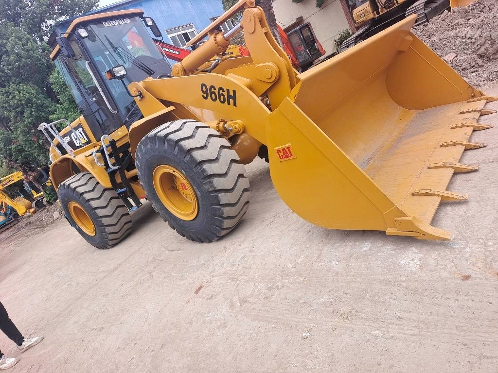 CAT 966 H - Rupsgraafmachine: afbeelding 4 CAT 966 H - Rupsgraafmachine: afbeelding 4