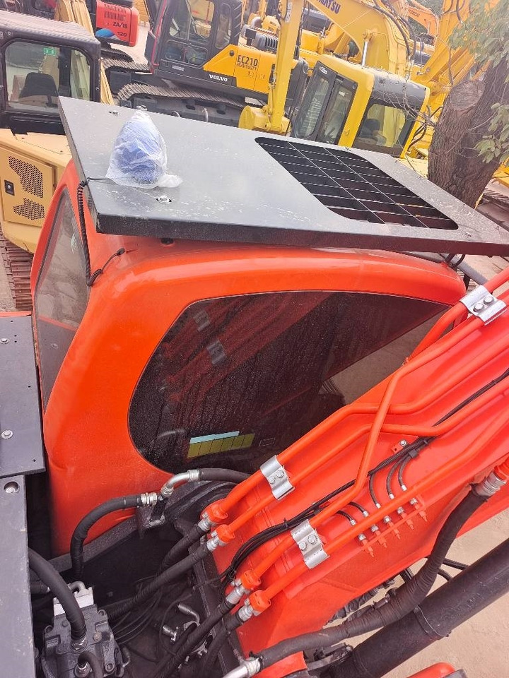 Doosan DX 225 - Rupsgraafmachine: afbeelding 2 Doosan DX 225 - Rupsgraafmachine: afbeelding 2