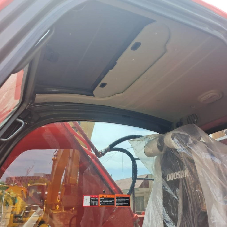 Doosan DX 225 LC-9C - Rupsgraafmachine: afbeelding 4 Doosan DX 225 LC-9C - Rupsgraafmachine: afbeelding 4