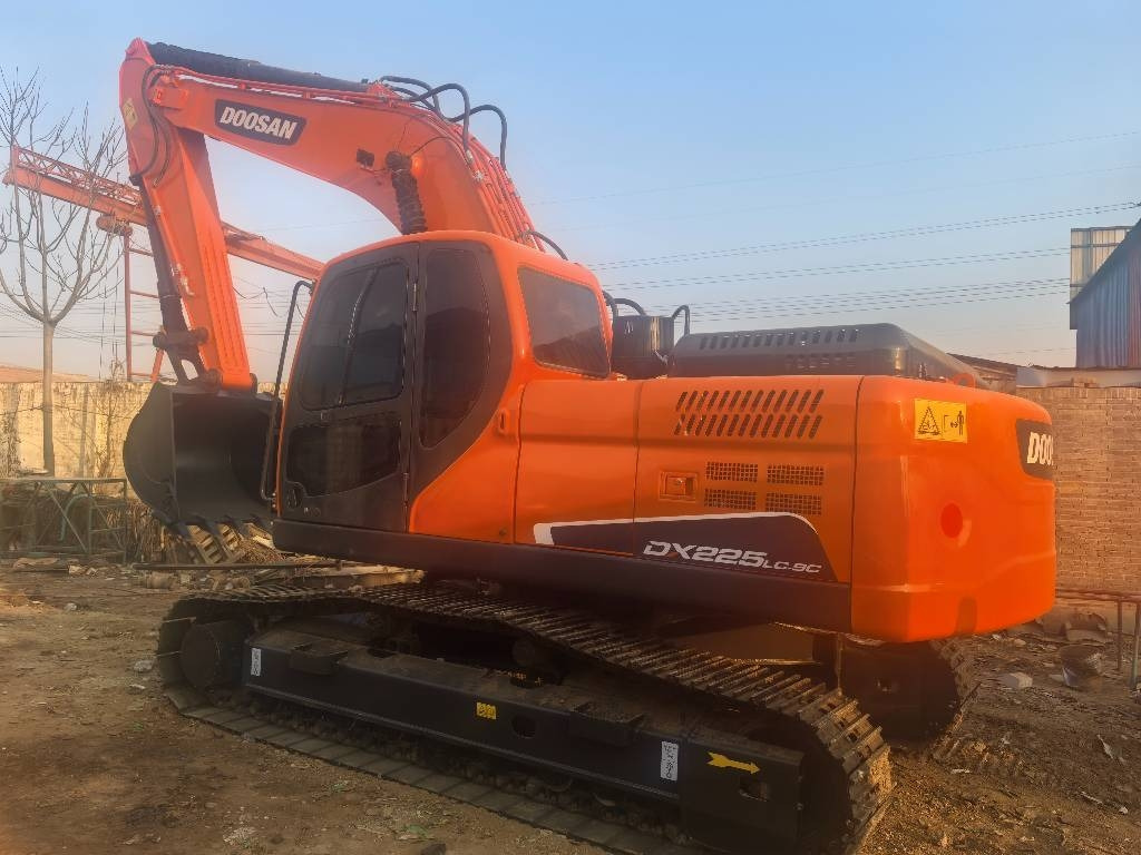 Doosan DX 225 LC - Rupsgraafmachine: afbeelding 1 Doosan DX 225 LC - Rupsgraafmachine: afbeelding 1