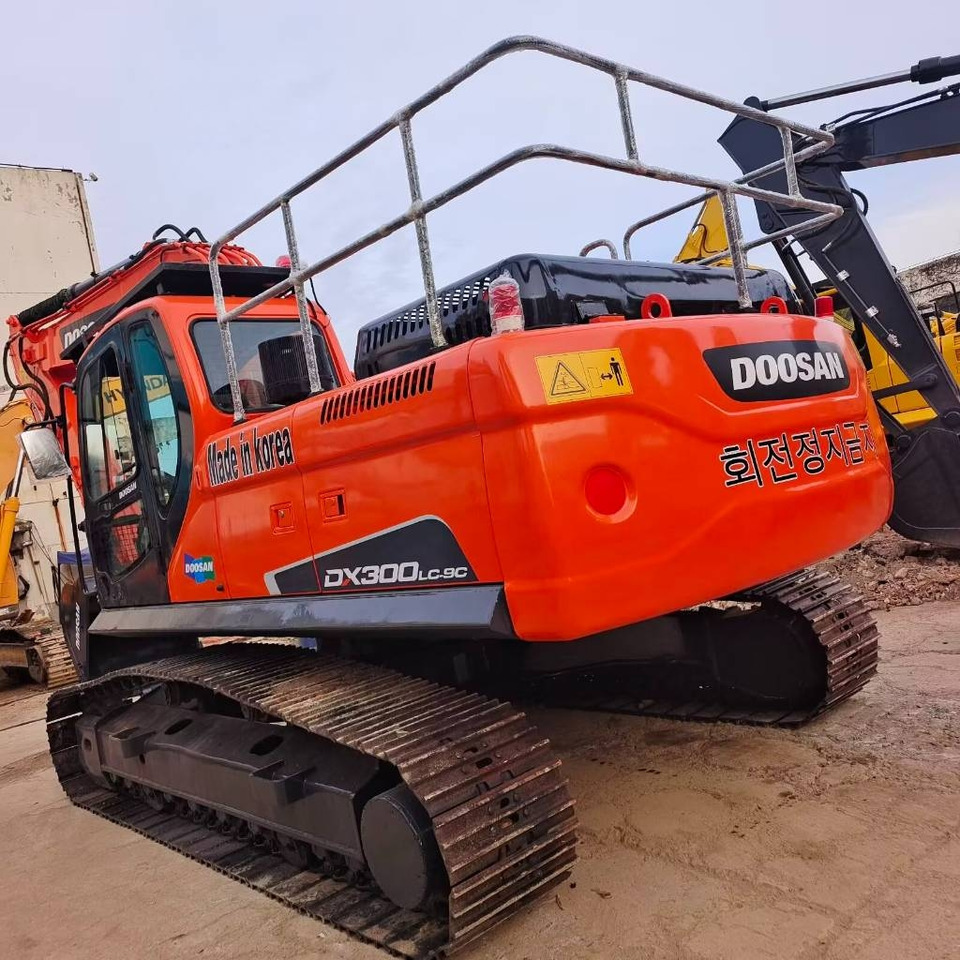 Doosan DX 300 - Rupsgraafmachine: afbeelding 1 Doosan DX 300 - Rupsgraafmachine: afbeelding 1