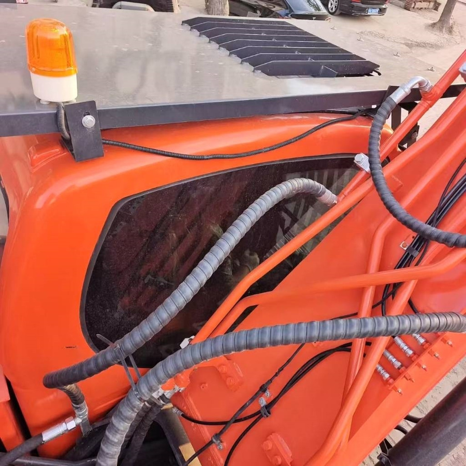 Doosan DX 300 LC - Rupsgraafmachine: afbeelding 4 Doosan DX 300 LC - Rupsgraafmachine: afbeelding 4