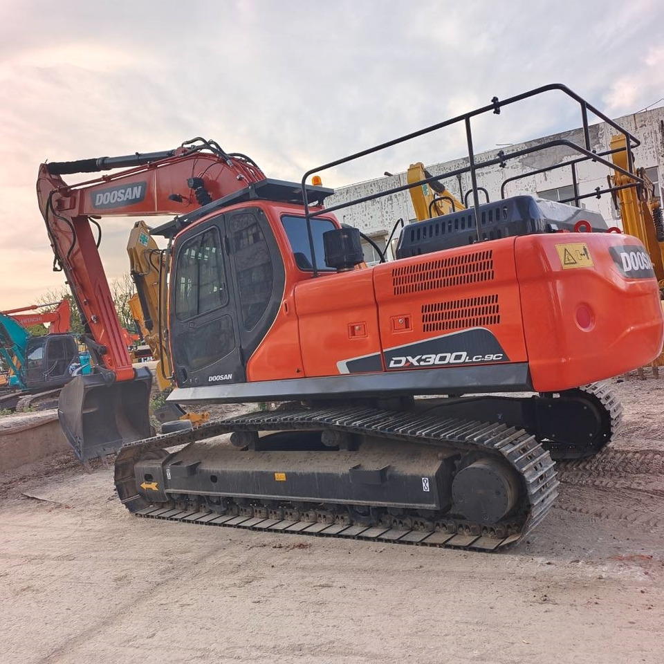 Doosan DX300 - Rupsgraafmachine: afbeelding 5 Doosan DX300 - Rupsgraafmachine: afbeelding 5