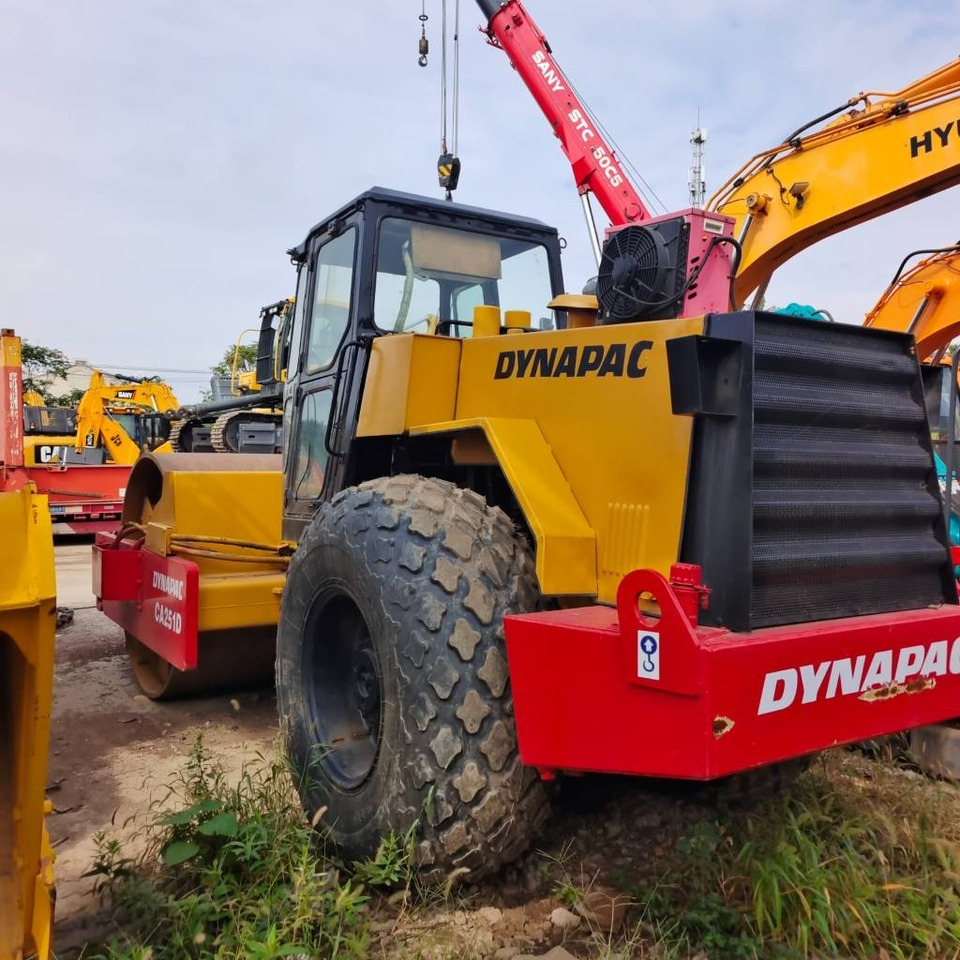 Dynapac CA 251 D - Schapenpootwals/ Grondverdichter: afbeelding 3 Dynapac CA 251 D - Schapenpootwals/ Grondverdichter: afbeelding 3
