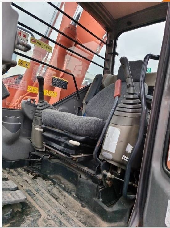 Hitachi ZX 135 US - Rupsgraafmachine: afbeelding 4 Hitachi ZX 135 US - Rupsgraafmachine: afbeelding 4